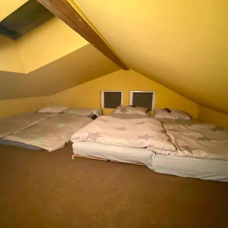 Dom Nad Jeziorem - House By The - Bory Tucholskie Дом отдыха Borzechowo