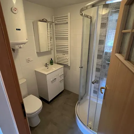 Dom Nad Jeziorem - House By The - Bory Tucholskie Дом отдыха *