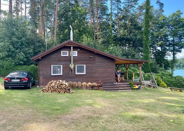 Dom Nad Jeziorem - House By The - Bory Tucholskie Tatil Evi
