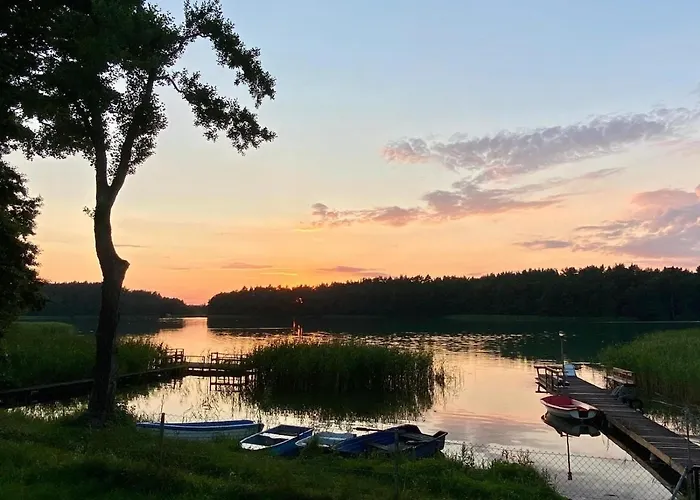 Dom Nad Jeziorem - House By The - Bory Tucholskie Borzechowo