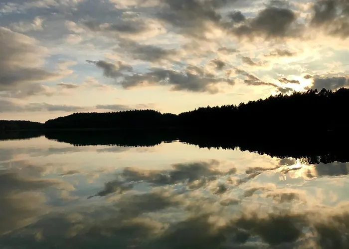 Dom Nad Jeziorem - House By The - Bory Tucholskie * Borzechowo