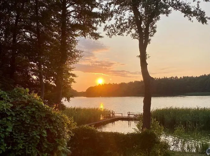 Dom Nad Jeziorem - House By The - Bory Tucholskie Borzechowo