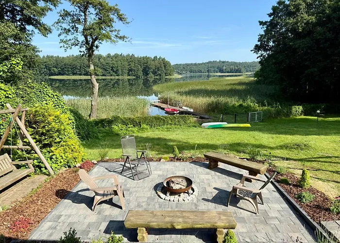 Dom Nad Jeziorem - House By The - Bory Tucholskie Tatil Evi Borzechowo